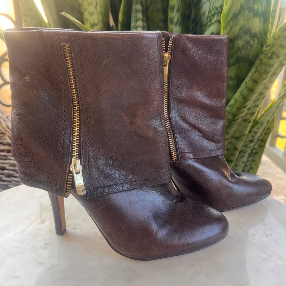 Vince Camuto Women’s Leather Brown Ankle Zip Up Heels US 8.5B/ EU 38.5